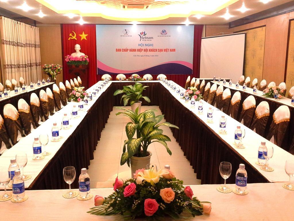 Cuu Long Hotel Can Tho Bagian luar foto